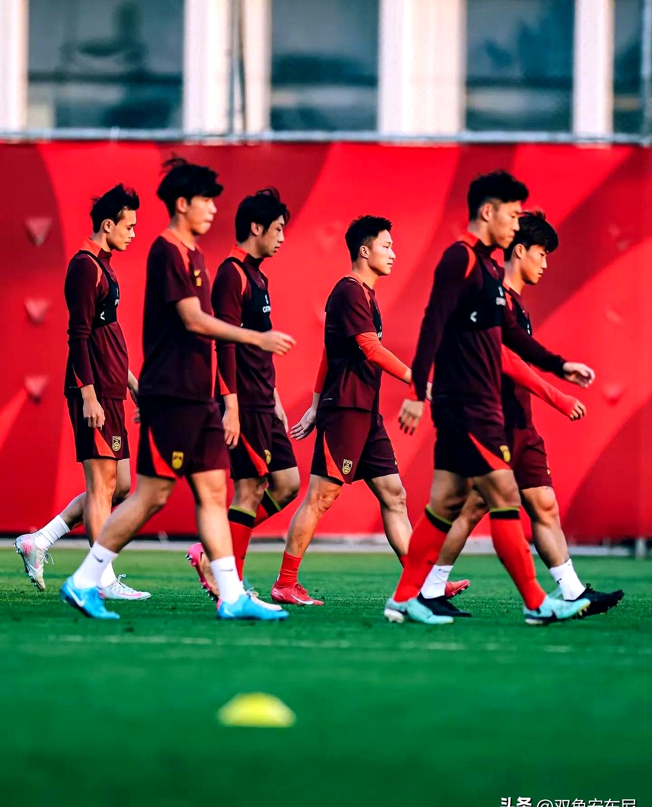 开云-赛后北京国安备战法甲，官宣签约细节曝光，压力陡增，训练强度明显提升的简单介绍