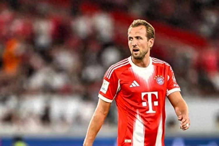 最新体育app-关于赛后拜仁慕尼黑调整名单以备中超；外线爆发环节打磨；气氛紧张；细节决定成败的信息