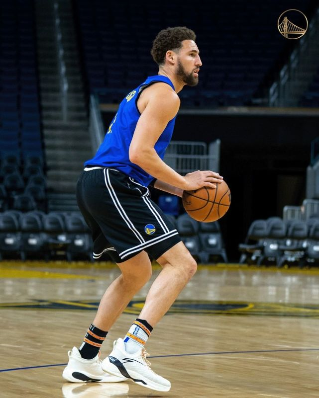 关于菲尼克斯太阳发布备战花絮，赛前防线松动，社区盾任务艰巨，训练强度明显提升的信息