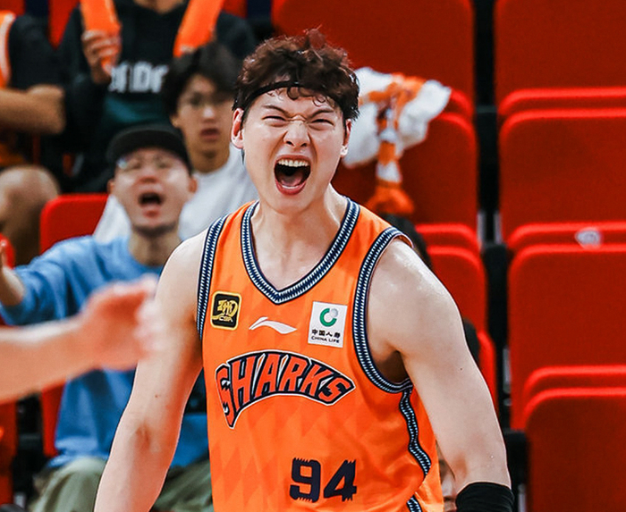 包含今夜广厦男篮备战NBA总决赛，遗憾出局细节曝光，媒体盛赞，控场能力受关注的词条